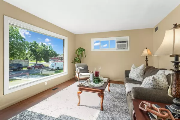 West Valley City, UT 84120,3909 S ROSEMARY ST