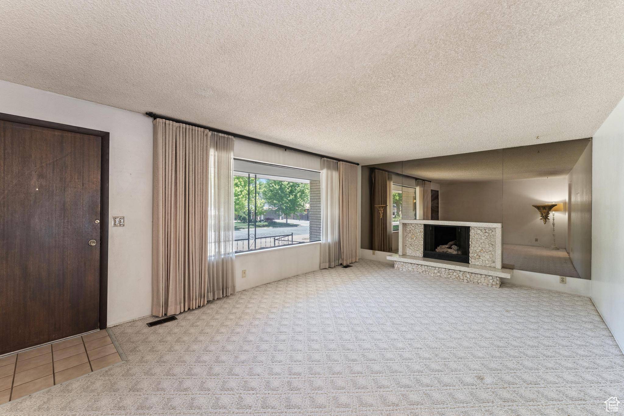 Murray, UT 84107,700 E SPRUCE GLEN RD S