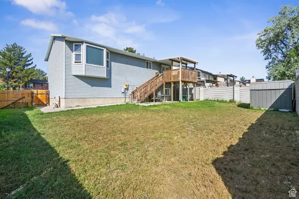 West Jordan, UT 84081,4924 W BARTON PARK DR