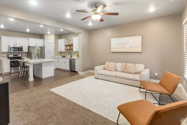 Eagle Mountain, UT 84005,1704 E TALON WAY