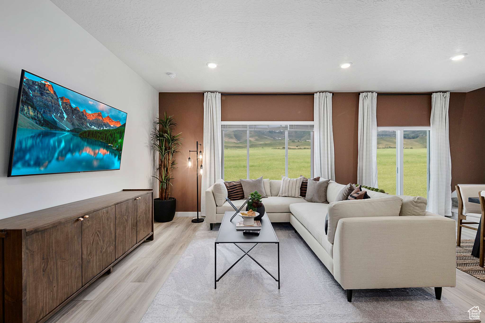 Saratoga Springs, UT 84045,1562 W CHARMER LN #1417