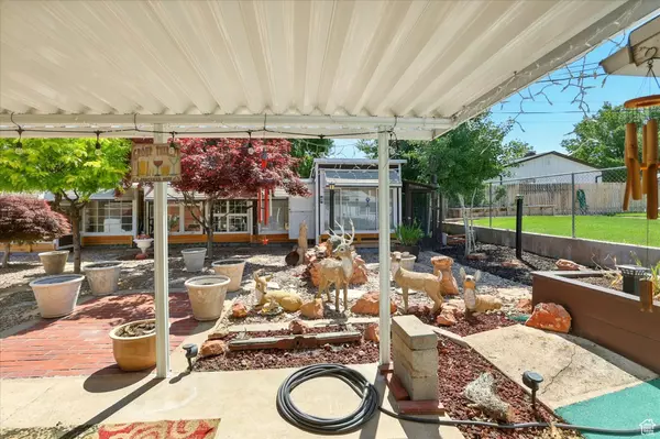 Washington Terrace, UT 84405,5226 S 200 W