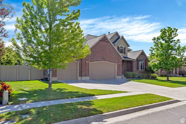 Syracuse, UT 84075,2733 S 1415 W