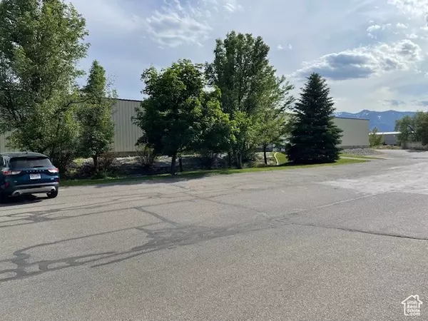 Logan, UT 84321,1737 BLACKSMITH CT