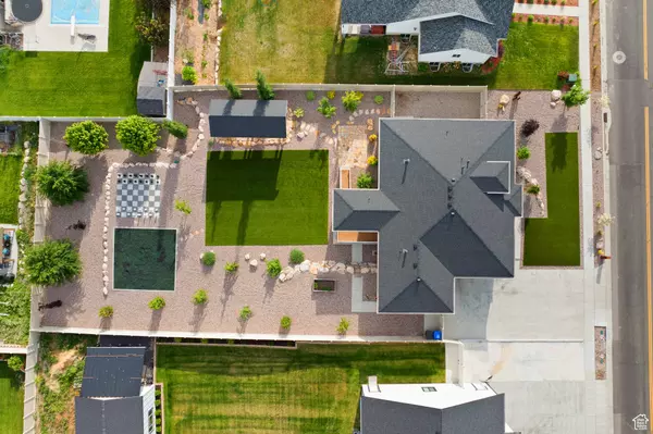 North Ogden, UT 84414,915 E 2100 N