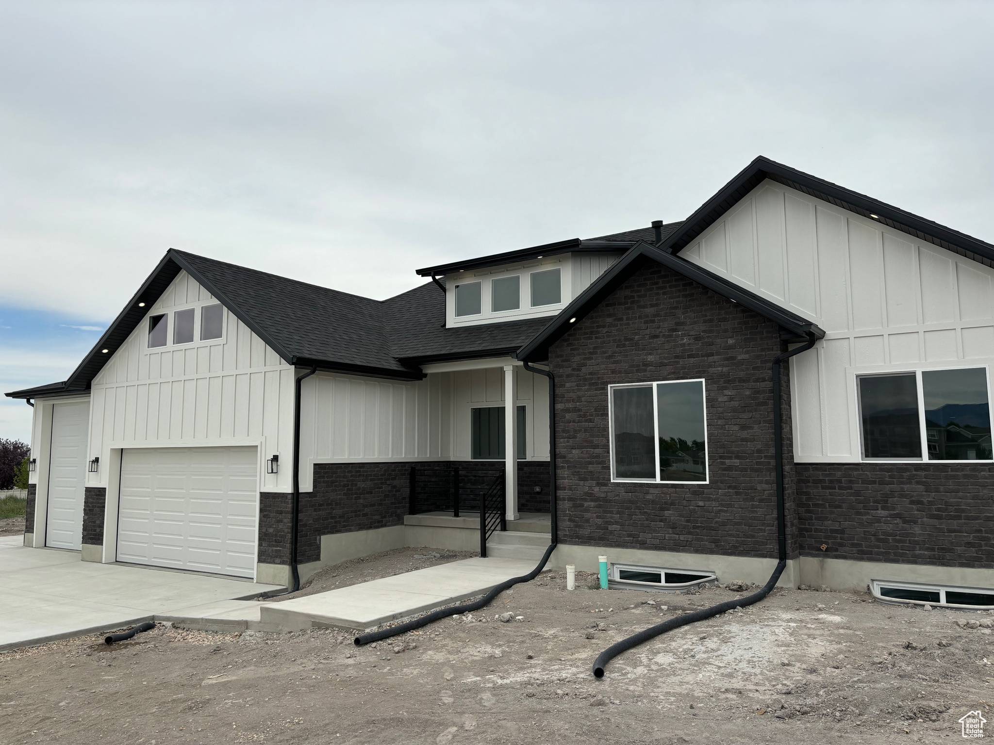 Pleasant View, UT 84414,3323 N 1200 W
