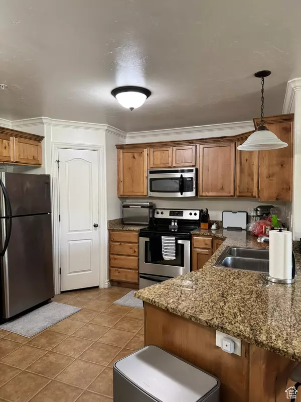 Pleasant Grove, UT 84062,546 S 2150 W #101