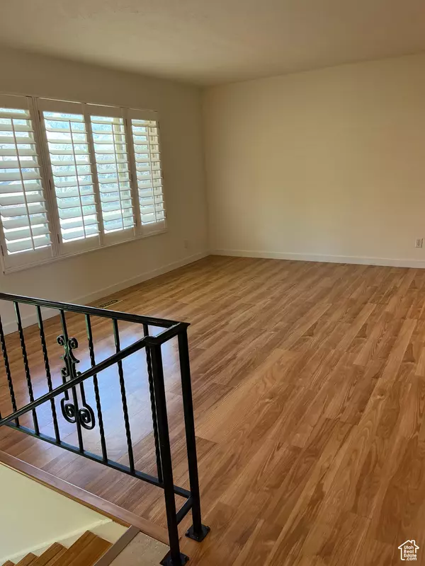 North Ogden, UT 84414,2889 N 1025 E