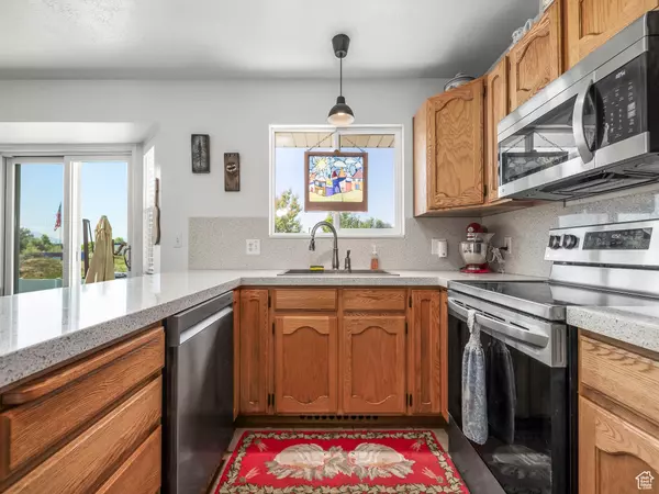 Pleasant Grove, UT 84062,1029 W 500 N