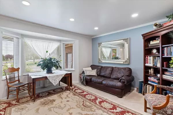 North Ogden, UT 84414,3272 N 175 W