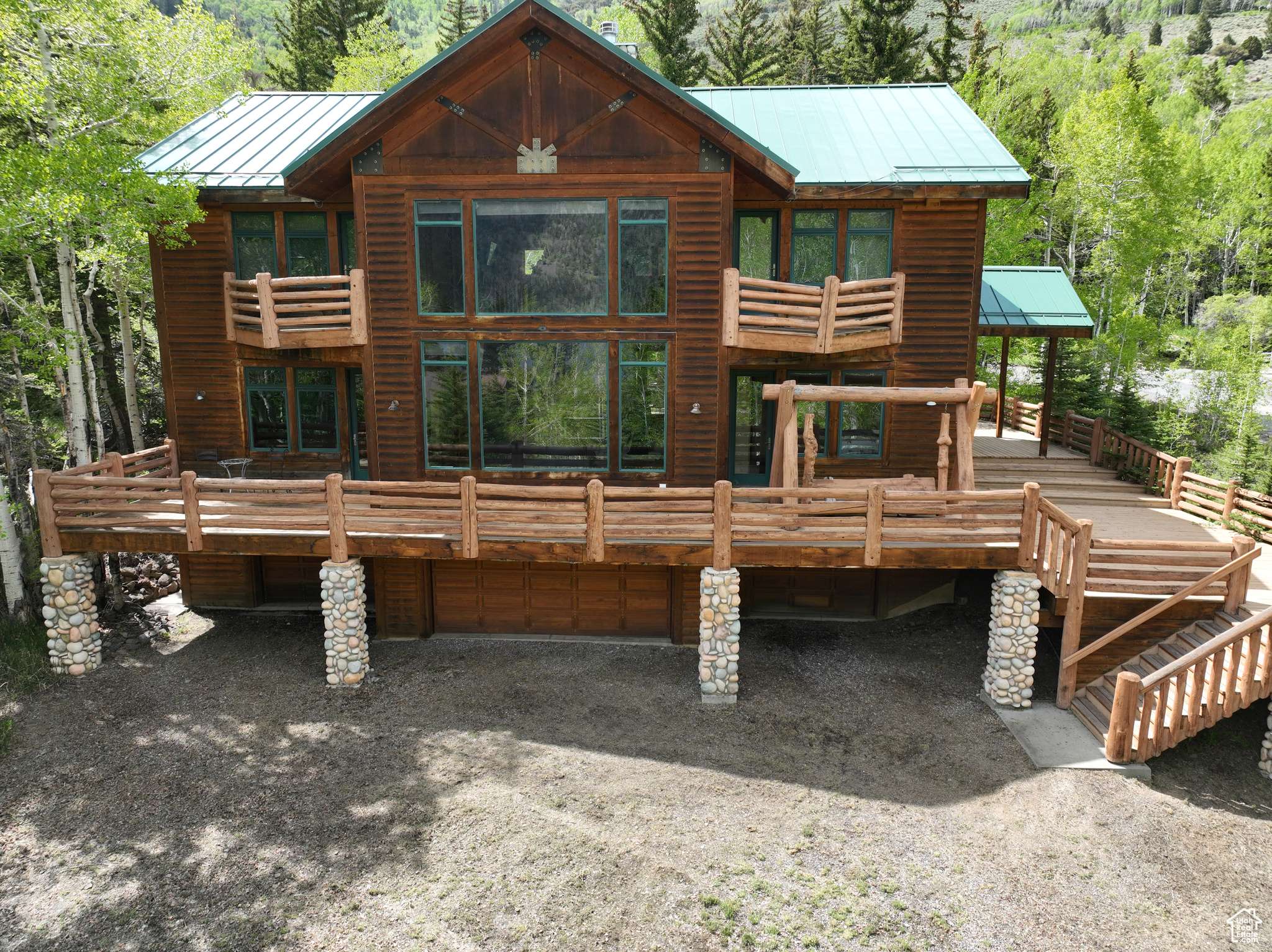 45 W TWIN CREEKS RD, Fish Lake, UT 84701