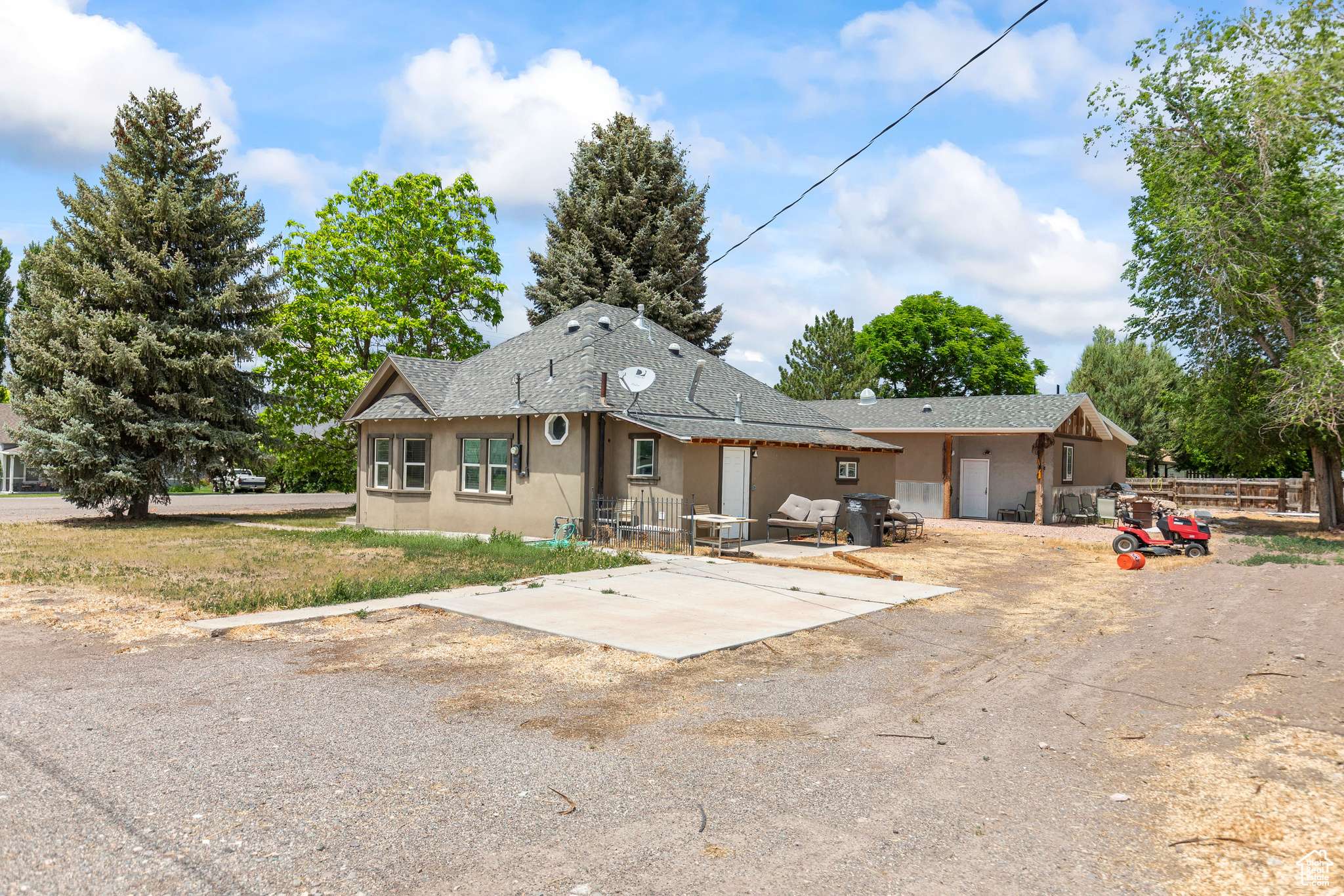 Monroe, UT 84754,195 S 200 E