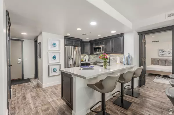 Deer Valley, UT 84060,2900 DEER VALLEY DR E #E211