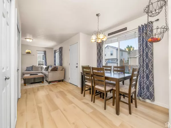Eagle Mountain, UT 84005,4113 E CATTLE DR