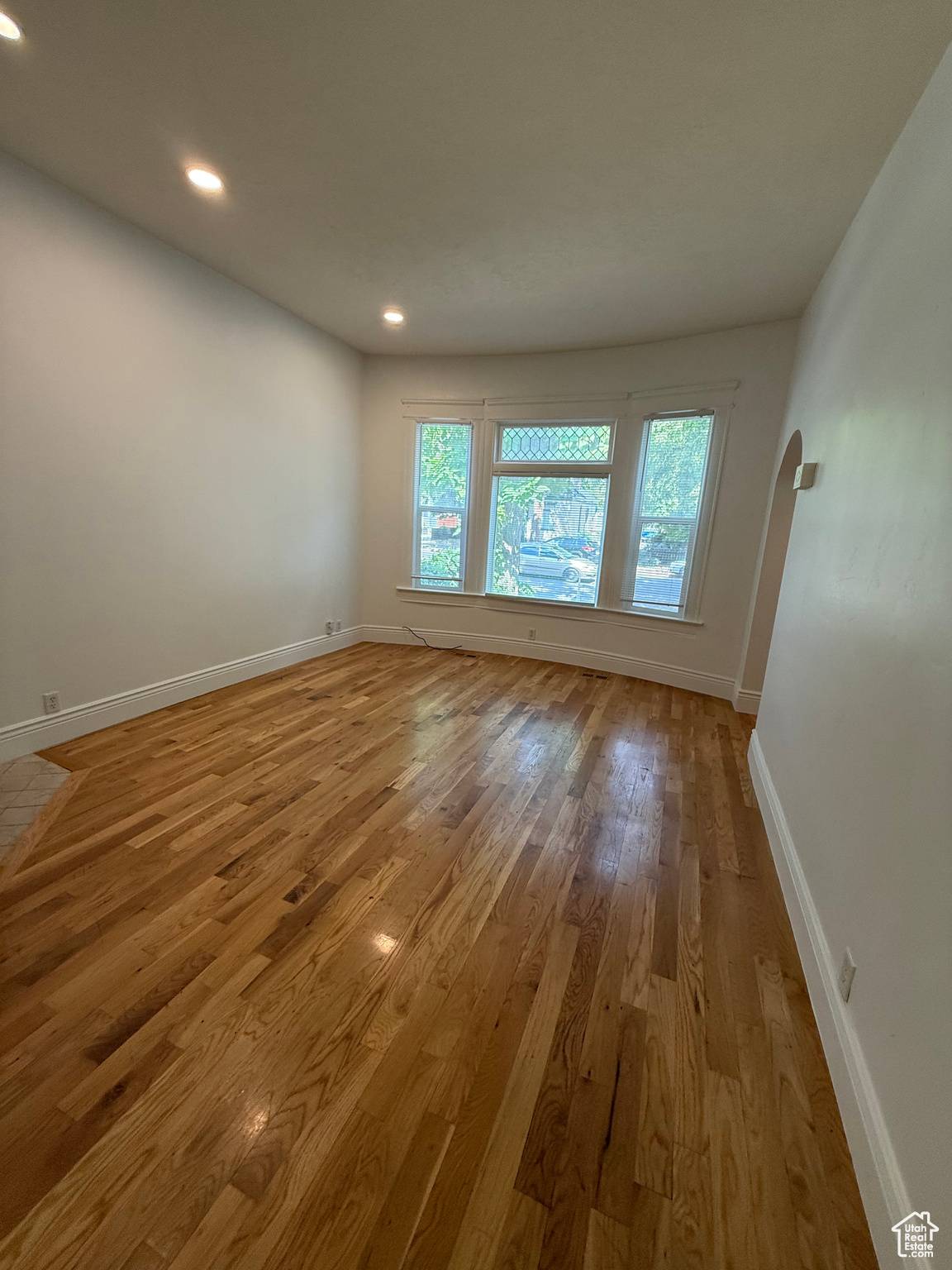 Salt Lake City, UT 84105,1324 S 1000 E #1