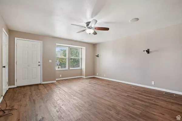 West Jordan, UT 84081,5024 W SHOOTING STAR AVE