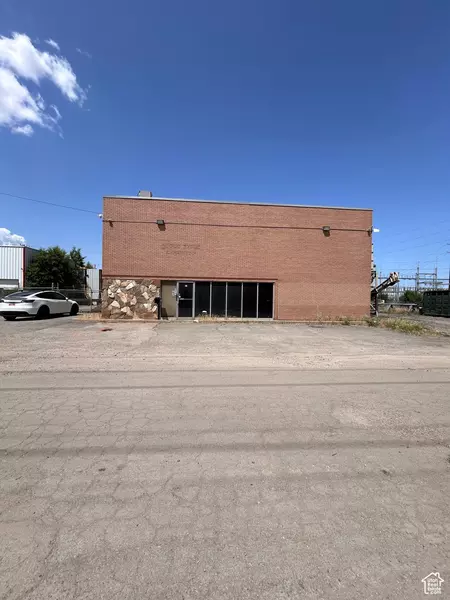 122 S NAVAJO ST, Salt Lake City, UT 84104