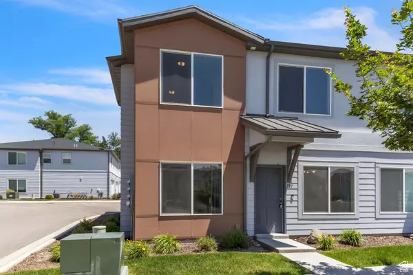 797 S COWANS CT, Clearfield, UT 84015