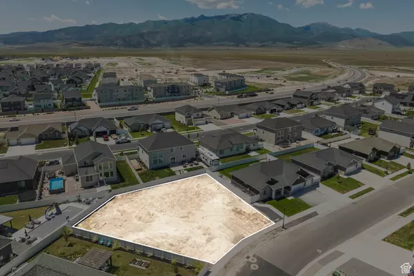Eagle Mountain, UT 84005,5231 N WILD PEAR DR