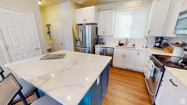 South Jordan, UT 84009,11416 S HARVEST CREST WAY