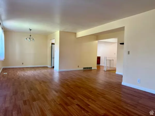 34 S EL DORADO PL,  West Jordan,  UT 84088