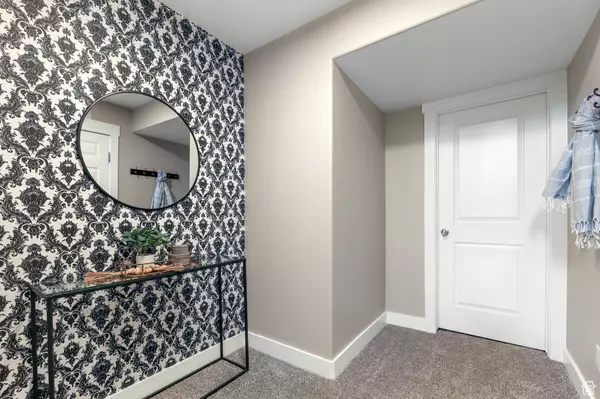 Sandy, UT 84094,1003 E QUARRY VIEW WAY