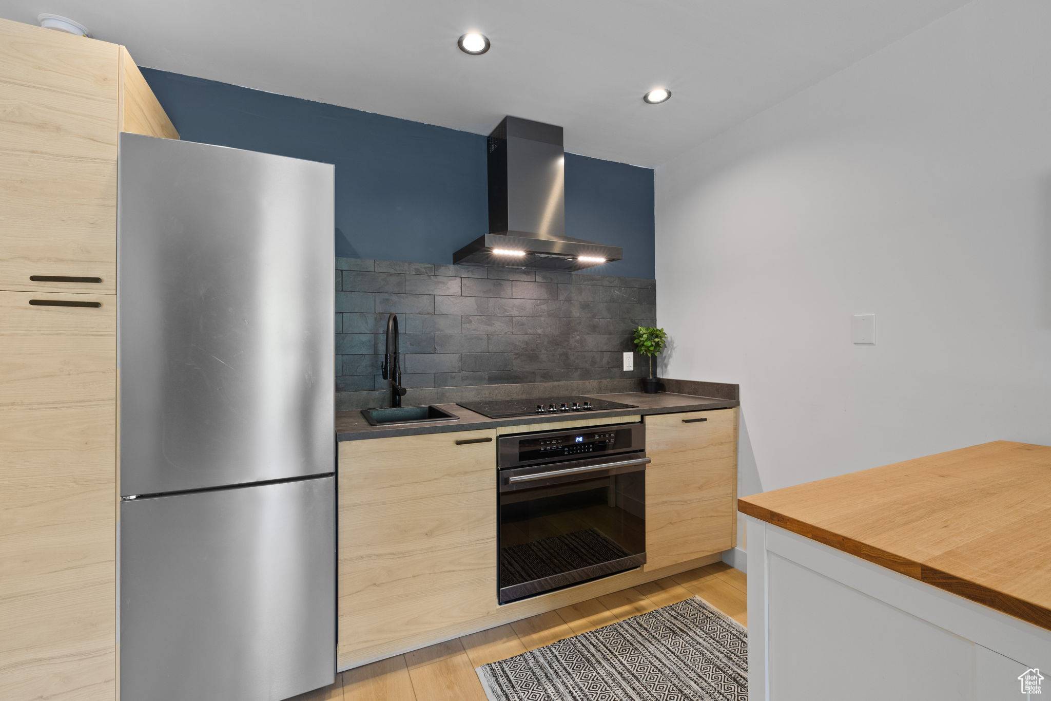 Park City, UT 84060,1530 EMPIRE AVE #216