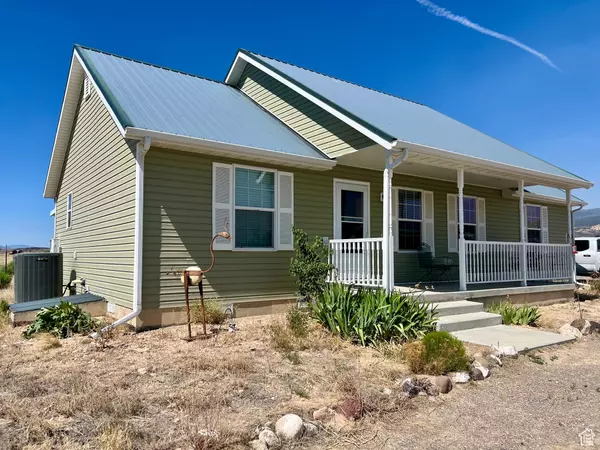 Antimony, UT 84712,305 E PARKER MOUNTAIN RD S
