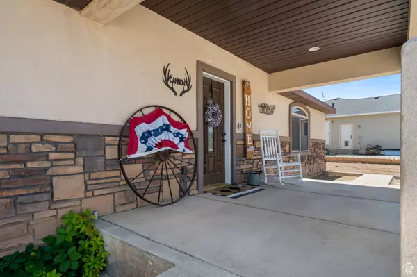 Enoch, UT 84721,3712 N 250 E