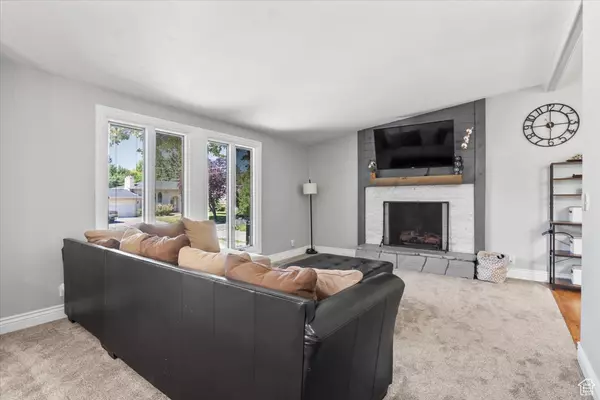 Salt Lake City, UT 84117,1543 E SPRING RUN DR