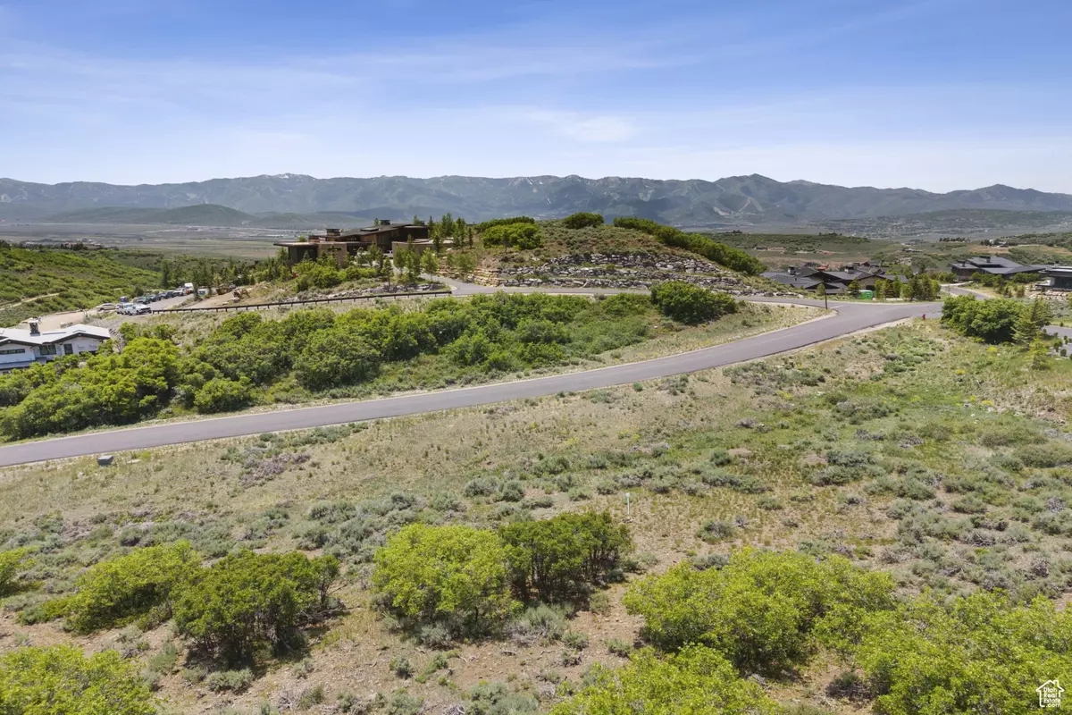 Park City, UT 84098,2727 E CANYON GATE RD #38