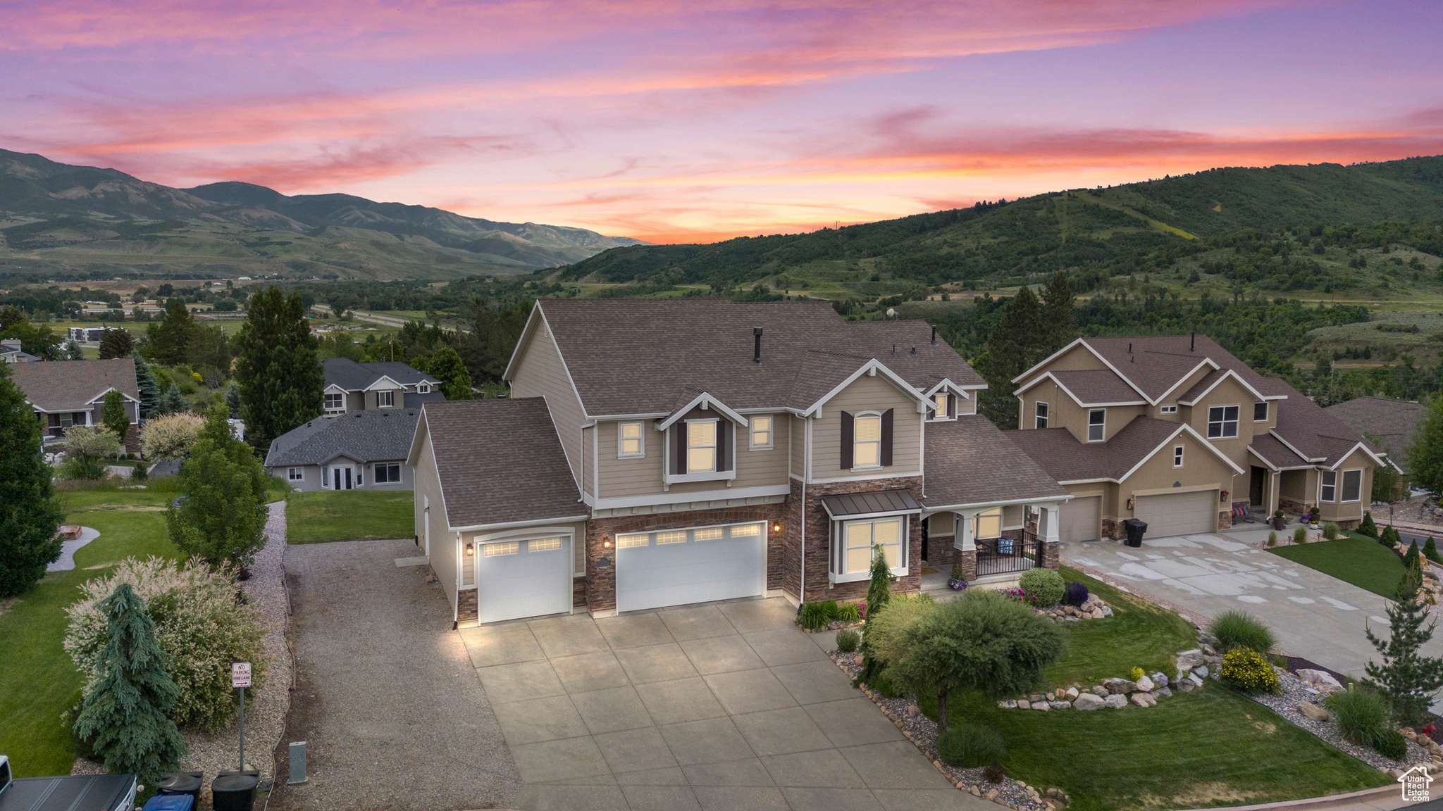 Mountain Green, UT 84050,5846 N ROBINSON LN
