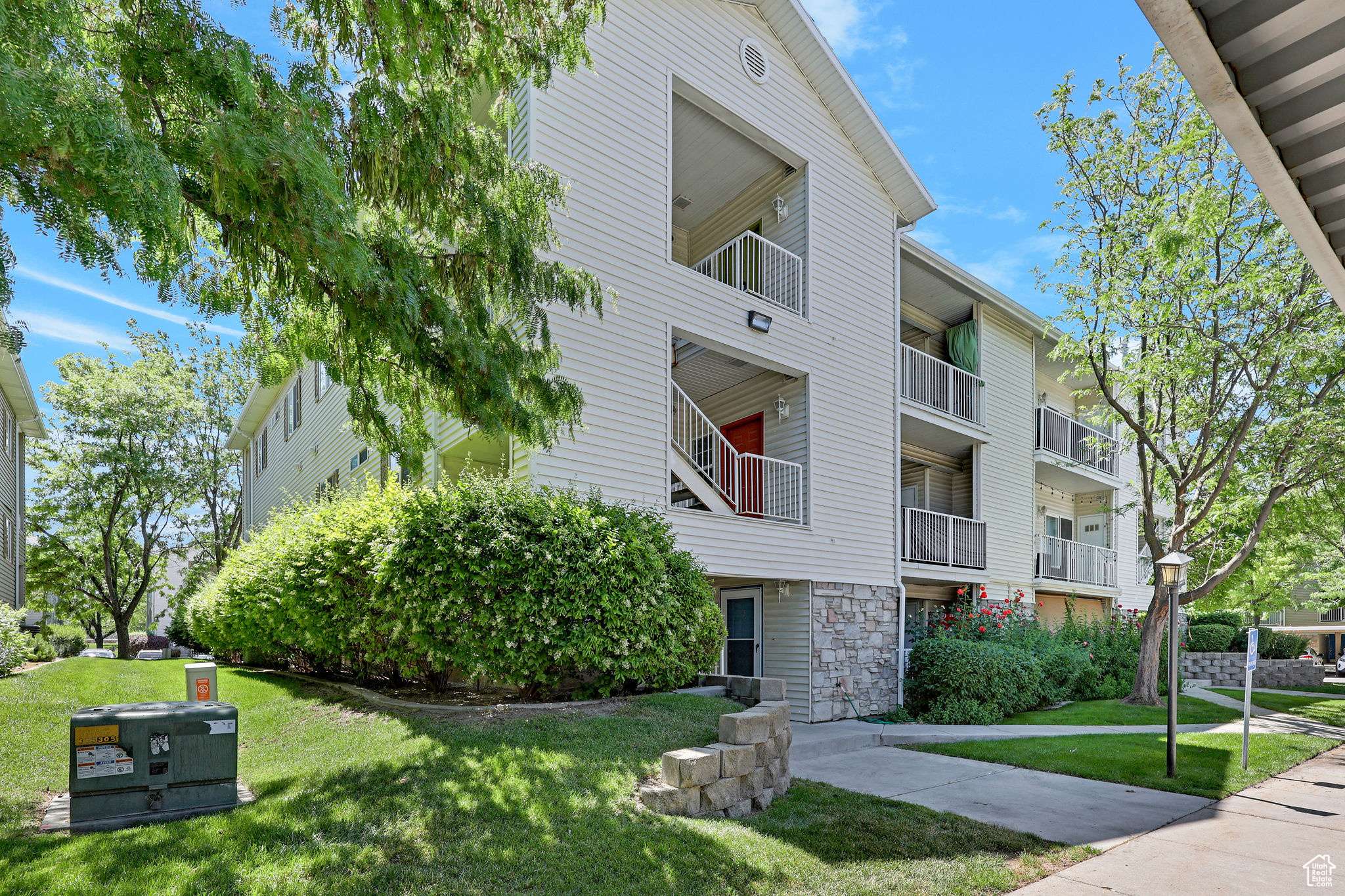 3827 S BIG RIVER WAY W #3, South Salt Lake, UT 84119