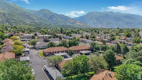 South Ogden, UT 84403,5667 S ASPEN CT E