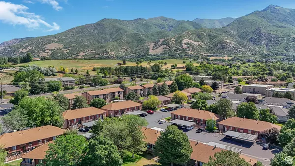 South Ogden, UT 84403,5667 S ASPEN CT E
