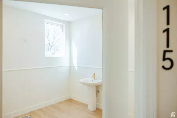 146 W 300 S, Bountiful, UT 84010