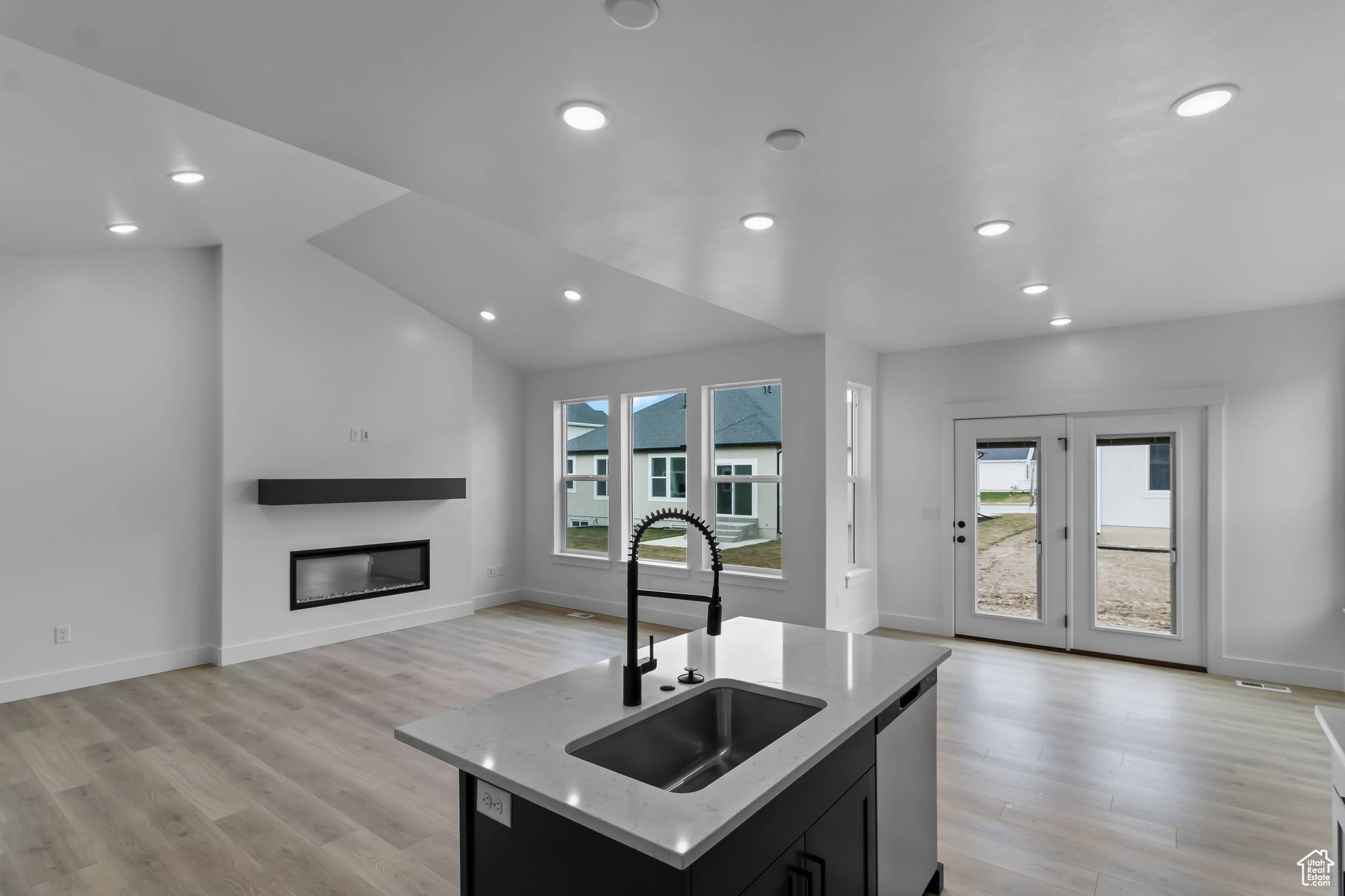 Tremonton, UT 84337,131 N 950 E #35