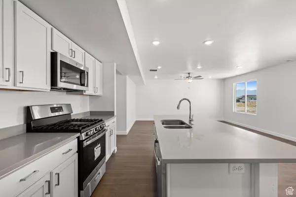 Eagle Mountain, UT 84005,1574 E PHEASANT RD #211