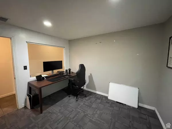 Salt Lake City, UT 84106,2237 S 600 E