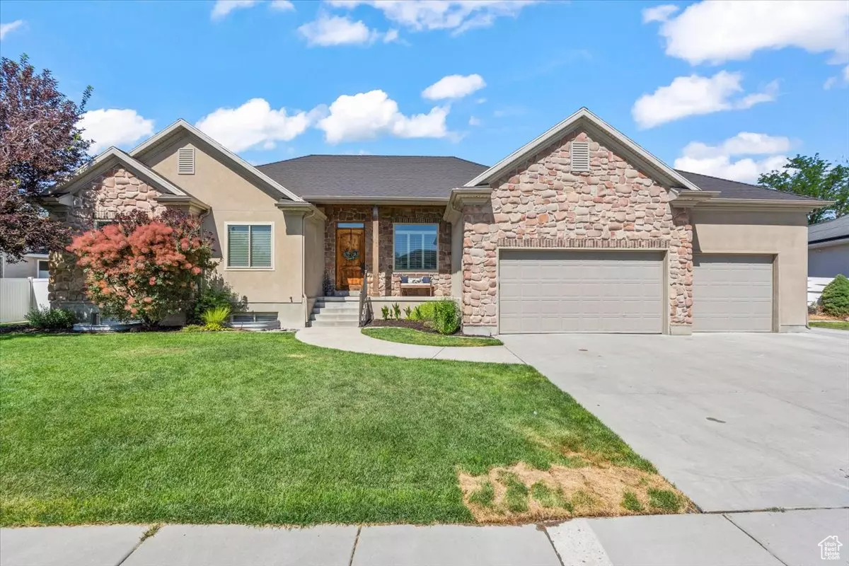 Murray, UT 84123,6264 S DELLRON DR