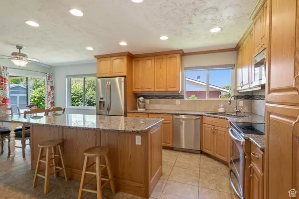 West Jordan, UT 84088,3816 W ELWOOD WAY