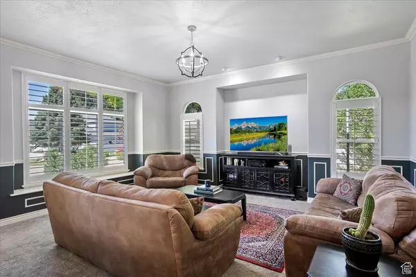 Layton, UT 84040,1964 N 2000 E