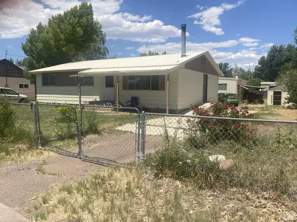 Duchesne, UT 84021,229 E 400 N