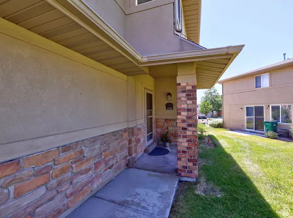 Riverton, UT 84096,12797 S SNOW FLOWER CT