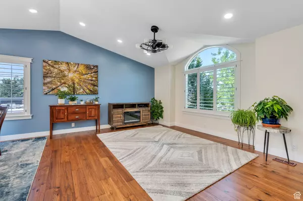 Woods Cross, UT 84087,2541 S 1400 W