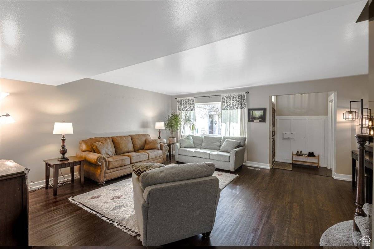 Holladay, UT 84117,4879 S 1690 E