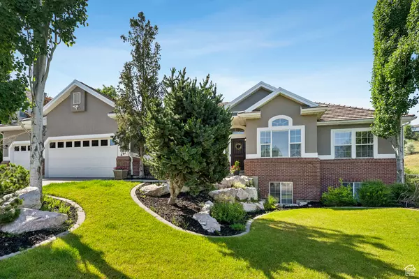 1036 E FAIRWAY DR, North Salt Lake, UT 84054