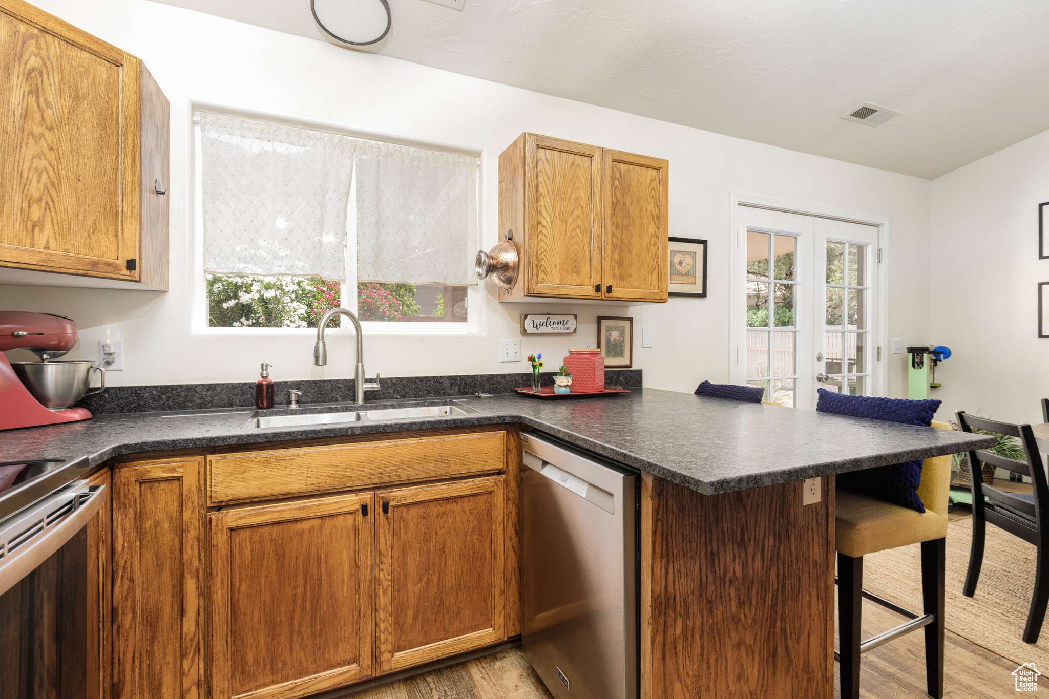 Hurricane, UT 84737,2403 S 725 W