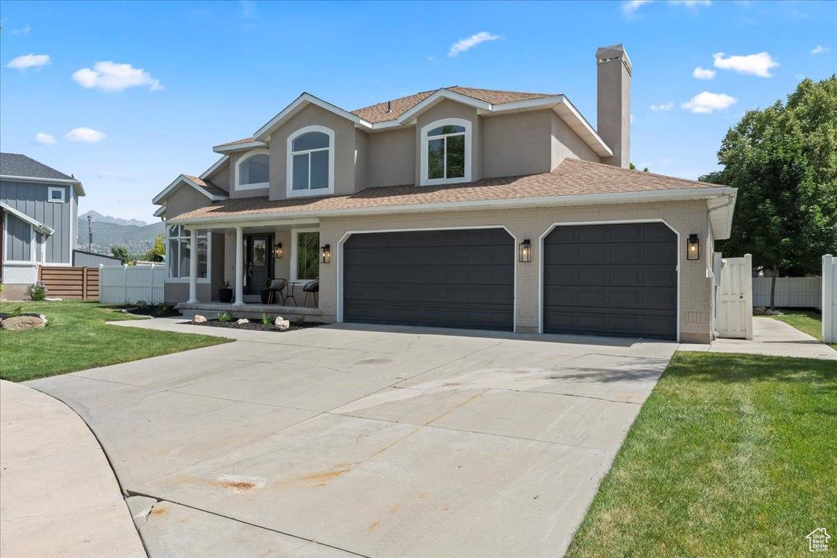 Draper, UT 84020,692 E COUNTRY BREEZE CIR S