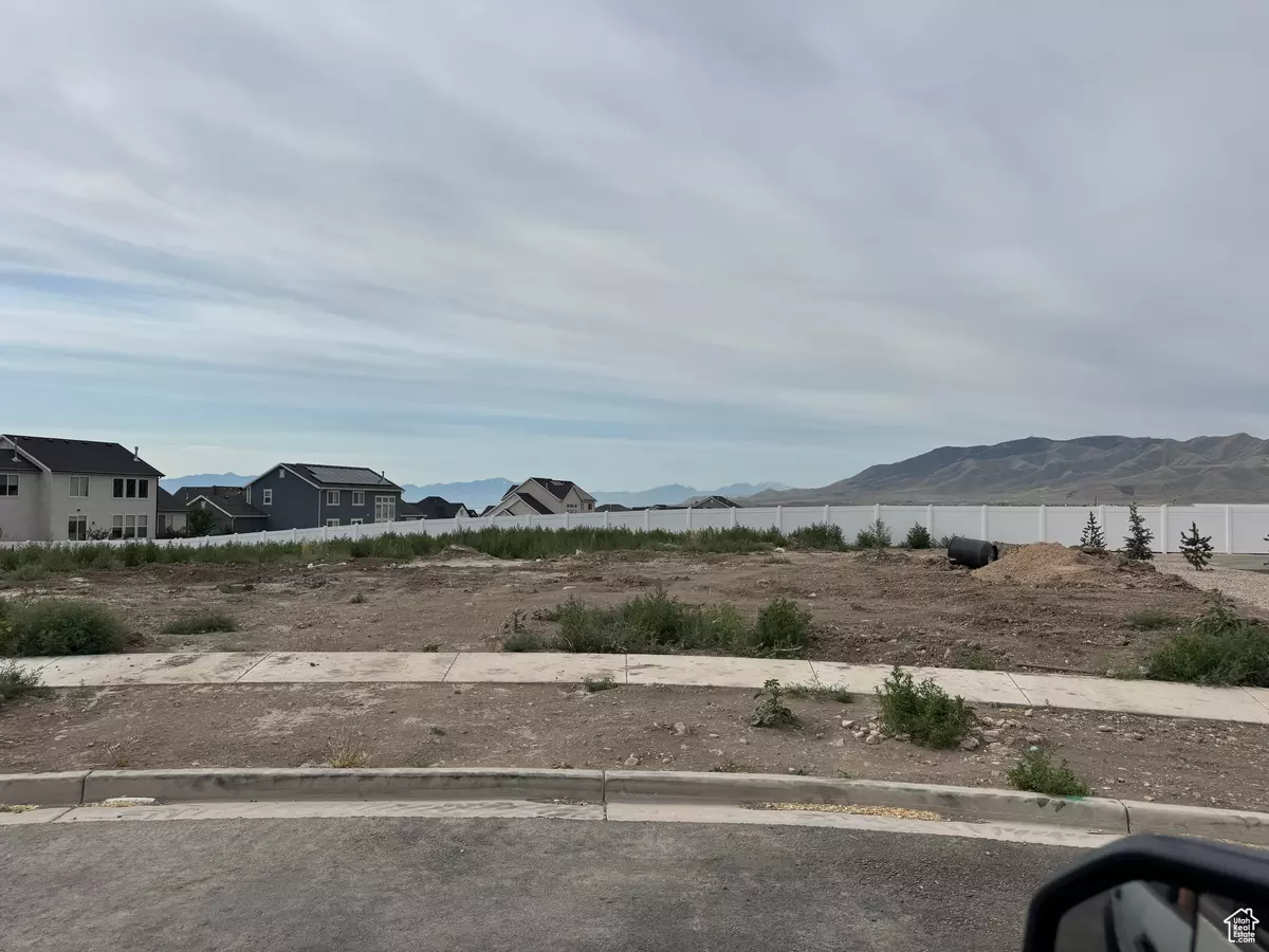 Saratoga Springs, UT 84045,1514 N COZY LN #8